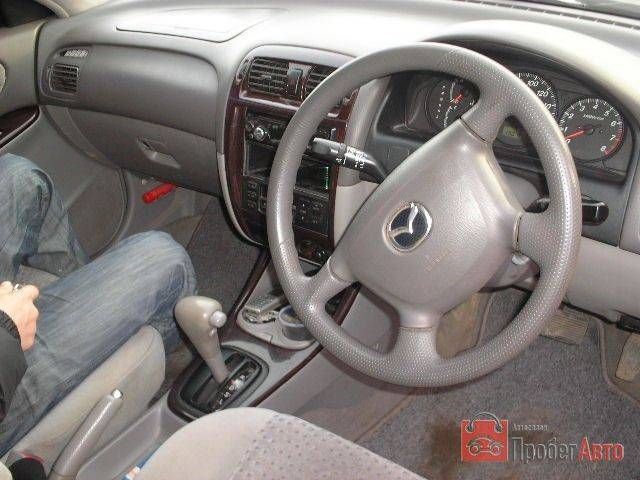 2000 Mazda Capella