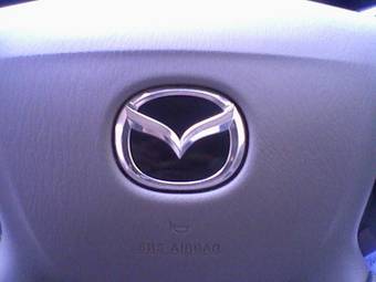 2000 Mazda Demio Photos