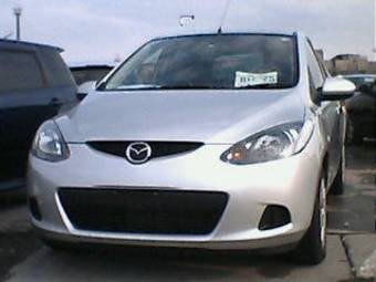 2008 Mazda Demio Pictures