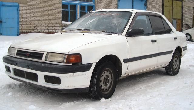 1990 Mazda Familia