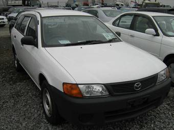 2003 Mazda Familia Images