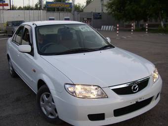 2004 Mazda Familia Pics