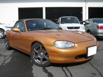 1999 Mazda Roadster Pictures