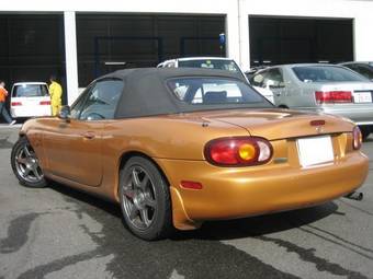 1999 Mazda Roadster Pictures
