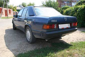 1984 Mercedes-Benz 190 Pics