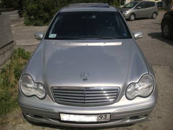 2003 Mercedes-Benz C-Class Pictures