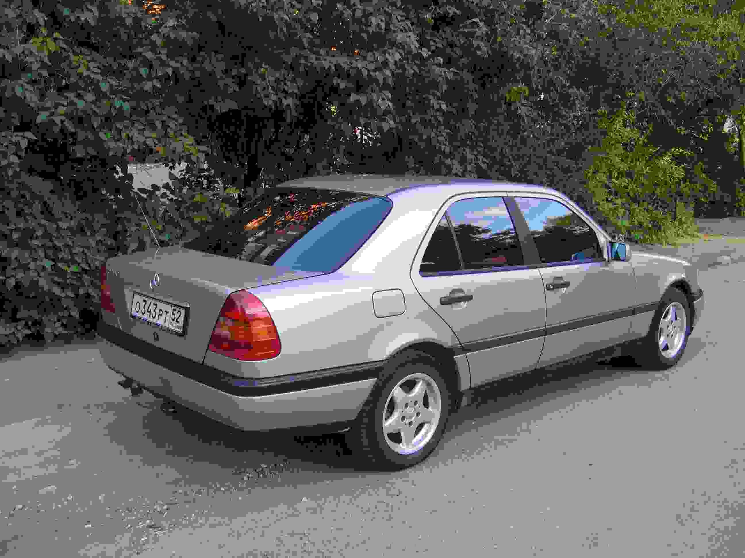 1993 Mercedes-Benz C180