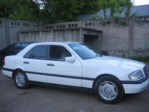 1994 Mercedes-Benz C180