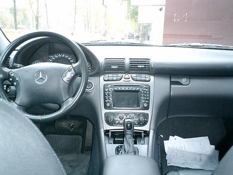 2003 Mercedes-Benz C200