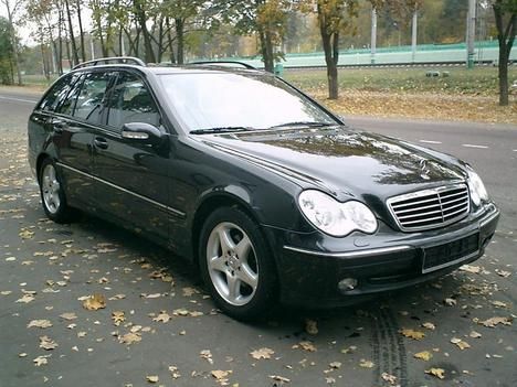 2003 Mercedes Benz C200 Is this a Interier