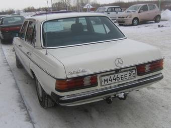 1982 Mercedes-Benz E-Class Pictures