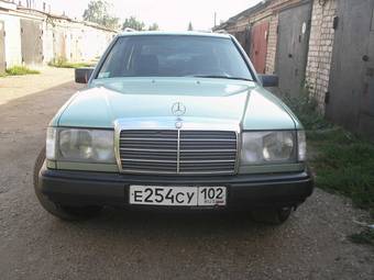 1987 Mercedes-Benz E-Class Pictures