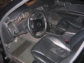 1997 Mercedes-Benz E-Class Pictures