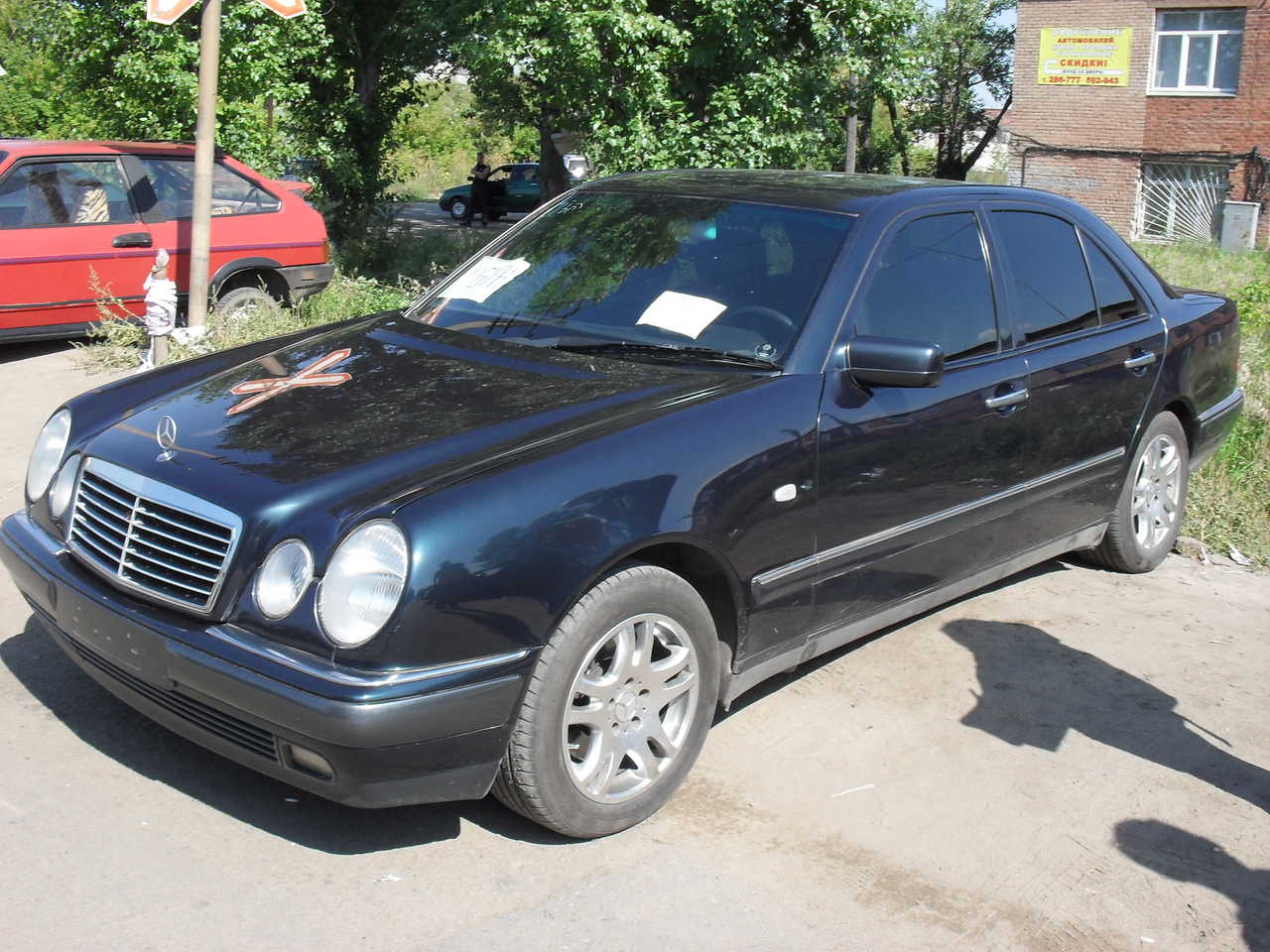 1999 Mercedes-Benz E-Class