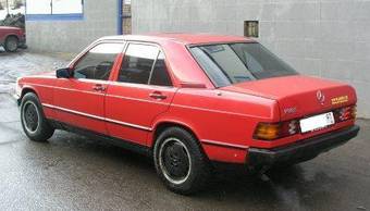 1984 Mercedes-Benz E190