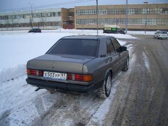 1985 E190