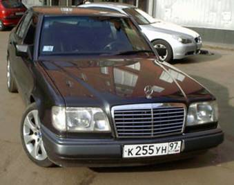 1994 Mercedes-Benz E200