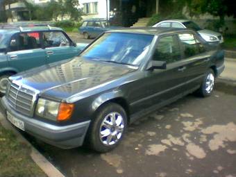 1988 Mercedes E230
