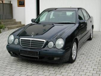 2000 Mercedes-Benz E240
