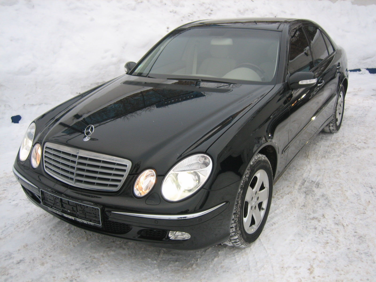 2002 Mercedes-Benz E320