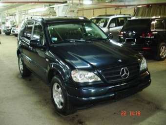 1999 Mercedes-Benz M-Class Images