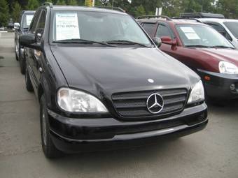 2002 Mercedes-Benz ML-Class
