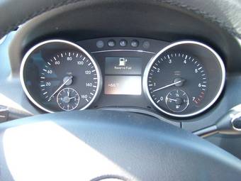 2009 Mercedes-Benz ML-Class Images