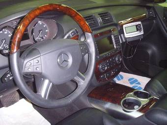 2006 Mercedes-Benz R-Class Pictures