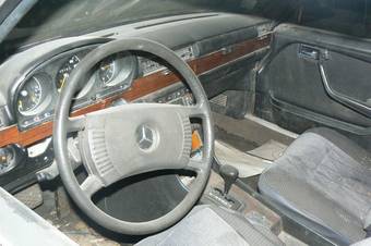 1977 Mercedes-Benz S-Class Pictures