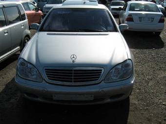 2000 Mercedes-Benz S-Class Pictures