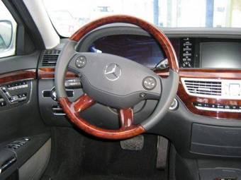 2007 Mercedes-Benz S-Class Photos