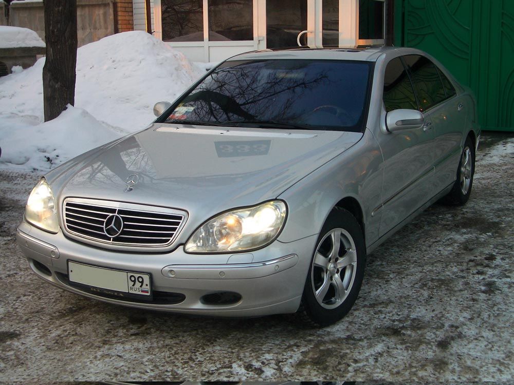 2000 Mercedes-Benz S320