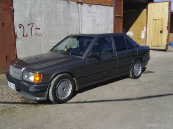 1987 Mercedes-Benz W201 Images