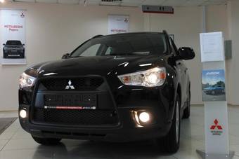 2012 Mitsubishi ASX Photos