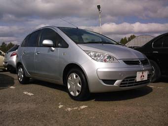 2005 Mitsubishi Colt Plus Photos