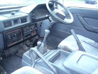 1990 Mitsubishi Delica Pics