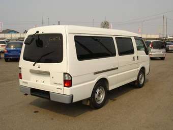 2003 Mitsubishi Delica Van Images