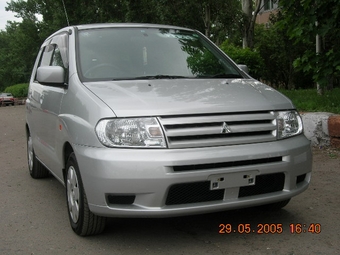 2002 Mitsubishi Dingo