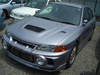 1997 Mitsubishi Lancer Evolution Pictures