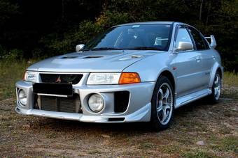 1998 Mitsubishi Lancer Evolution Photos