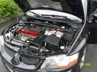 2005 Mitsubishi Lancer Evolution Pictures
