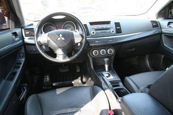 2008 Mitsubishi Lancer Evolution Pictures