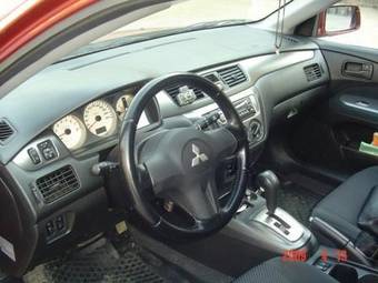2006 Mitsubishi Lancer Wagon Photos