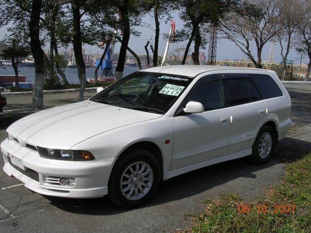 mitsubishi legnum 1998