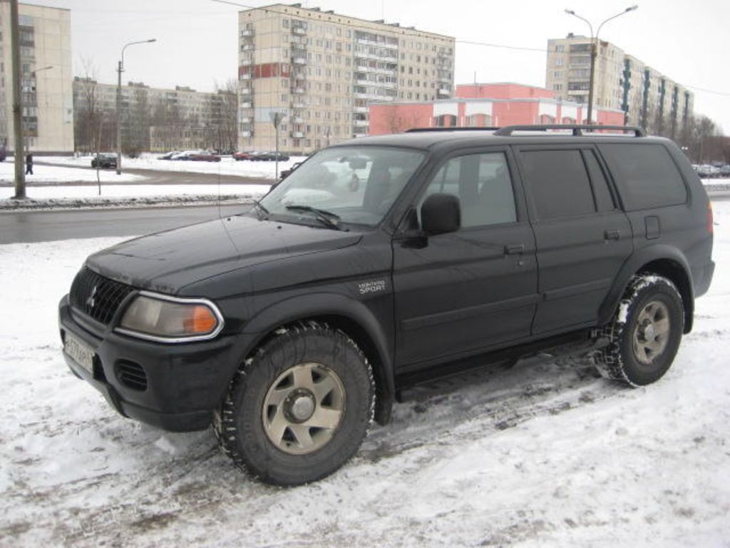 2002 Mitsubishi Montero Sport