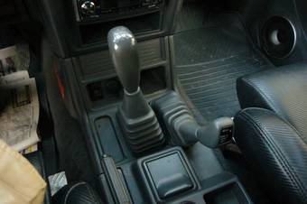 1994 Mitsubishi Pajero Photos