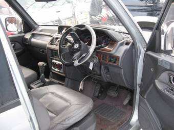 1996 Mitsubishi Pajero Pics