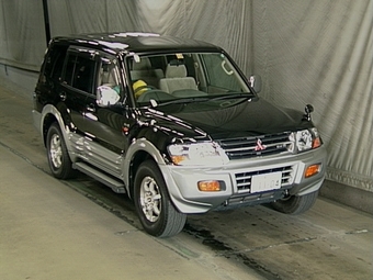 2001 Mitsubishi Pajero
