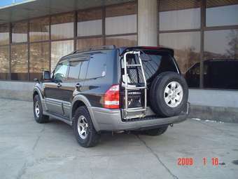 2003 Mitsubishi Pajero Pics