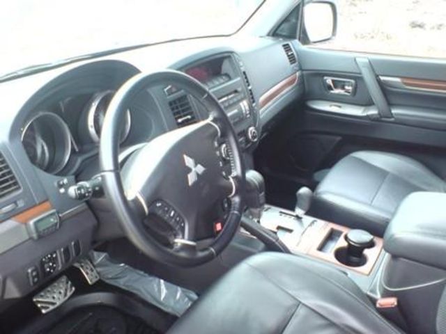 2007 Mitsubishi Pajero